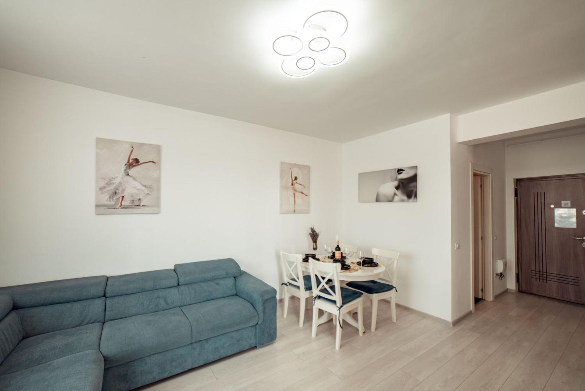 Cozy Apartments At Q Residence Palas Iasi Exterior foto